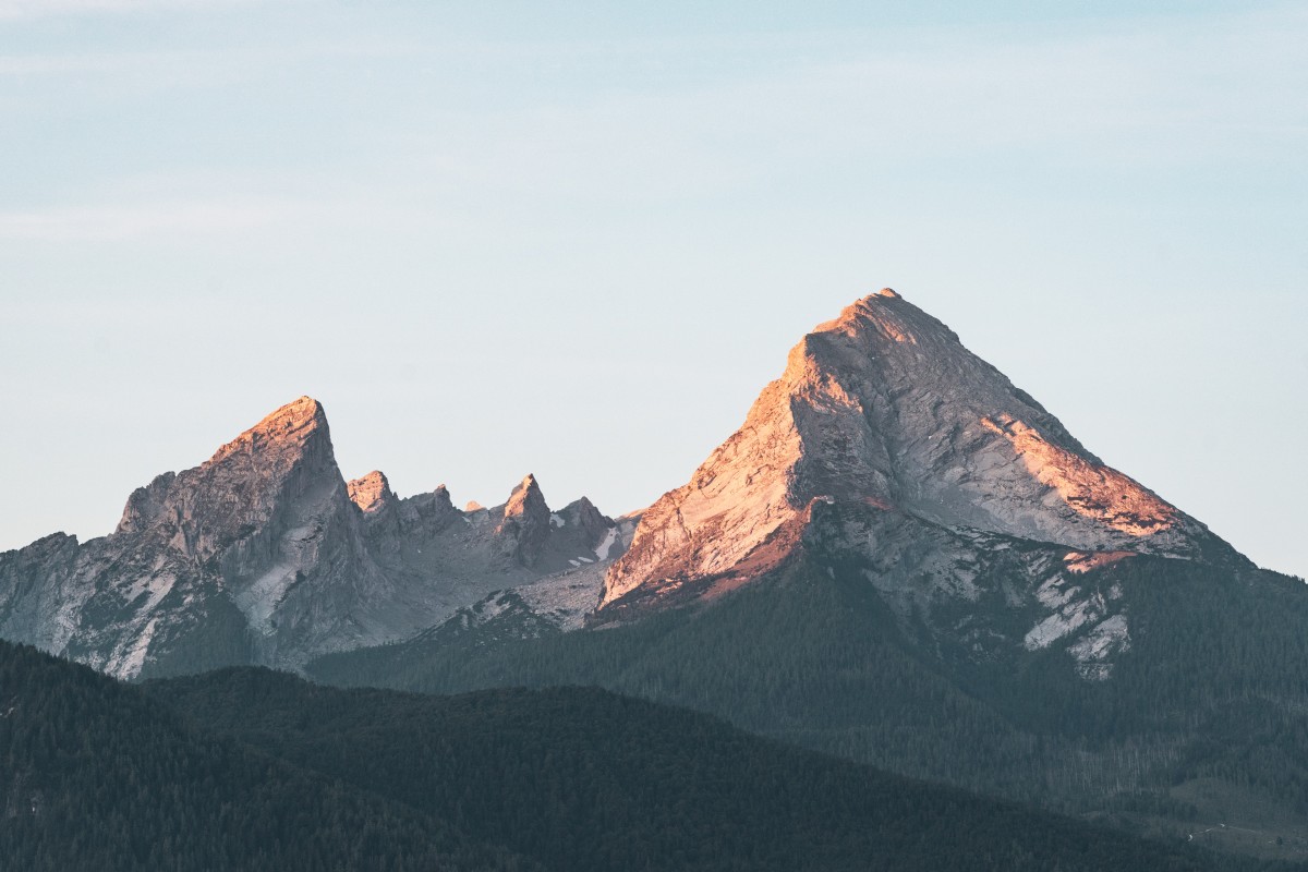 Sonnenaufgang am Watzmann von der Aschauerweiherstraße