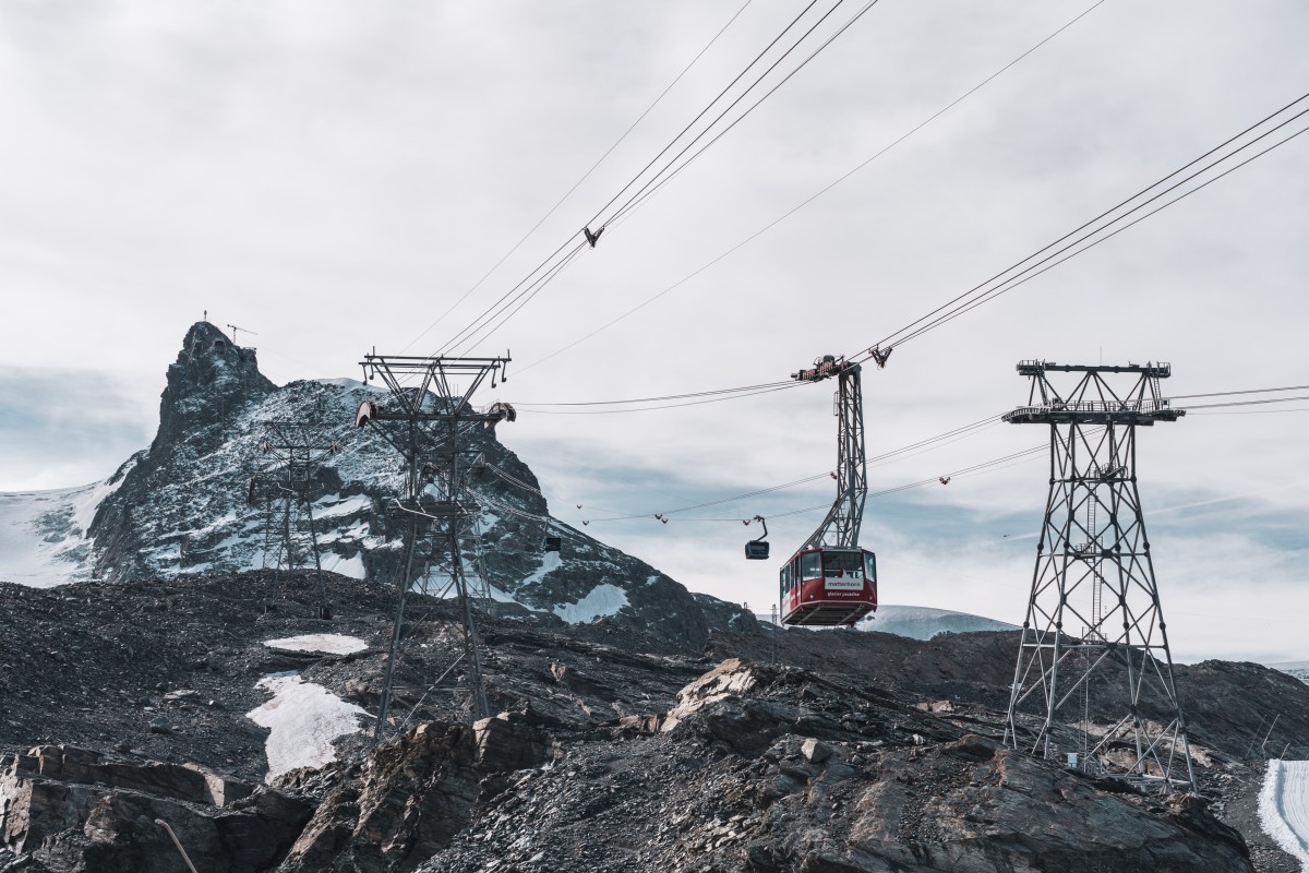 Seilbahnen vom Trockenen Steg zum Klein Matterhorn in Zermatt