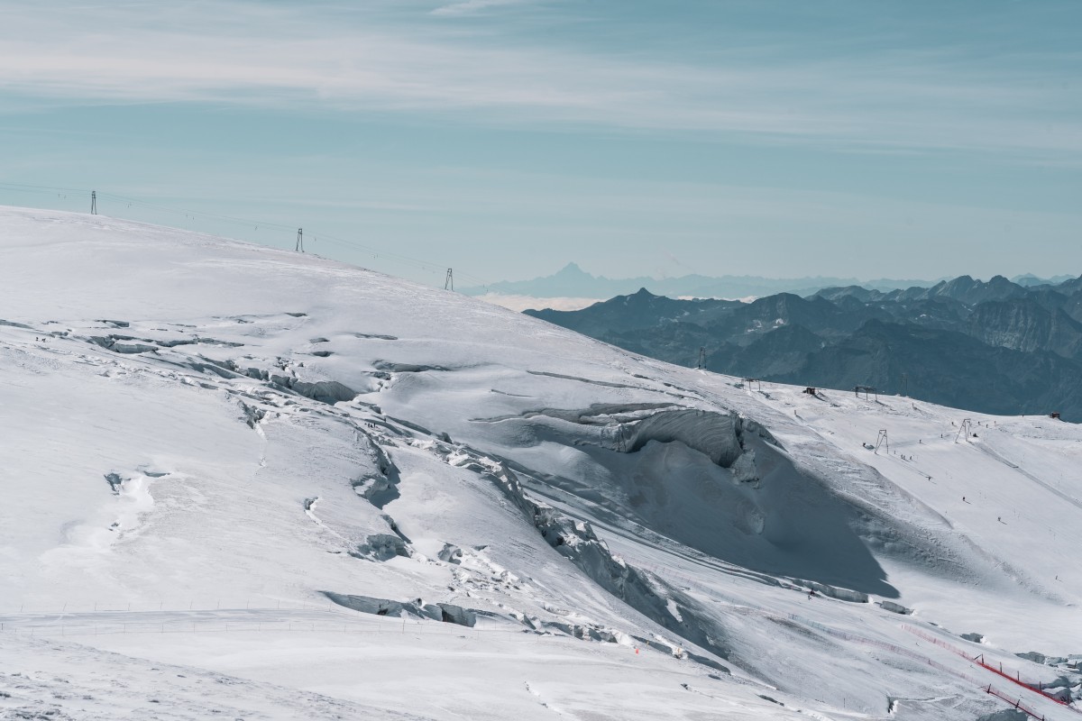 Grenzlift und Plateau Rosa mit Sommerskiliften