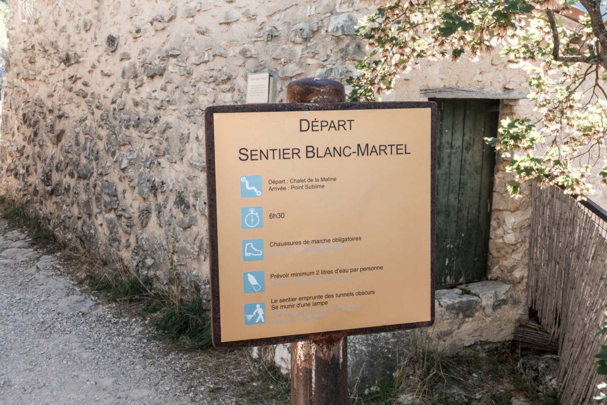 Einstieg zum Sentier Blanc-Martel am Chalet de la Maline