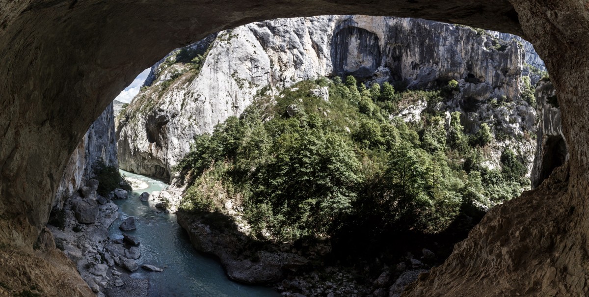 Baume aux Pigeons auf der Wanderung durch die Verdonschlucht