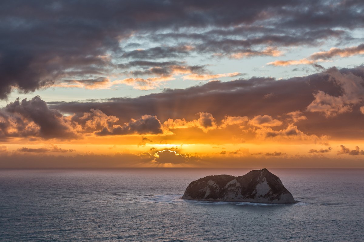 Sonnenaufgang am East Cape in Neuseeland