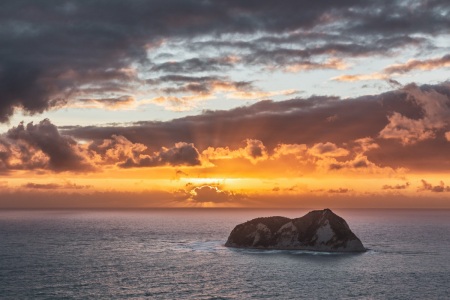 Sonnenaufgang am East Cape in Neuseeland