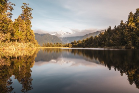 Mirror Lake - Lake Matheson mit Mount Cook und Mount Tasman
