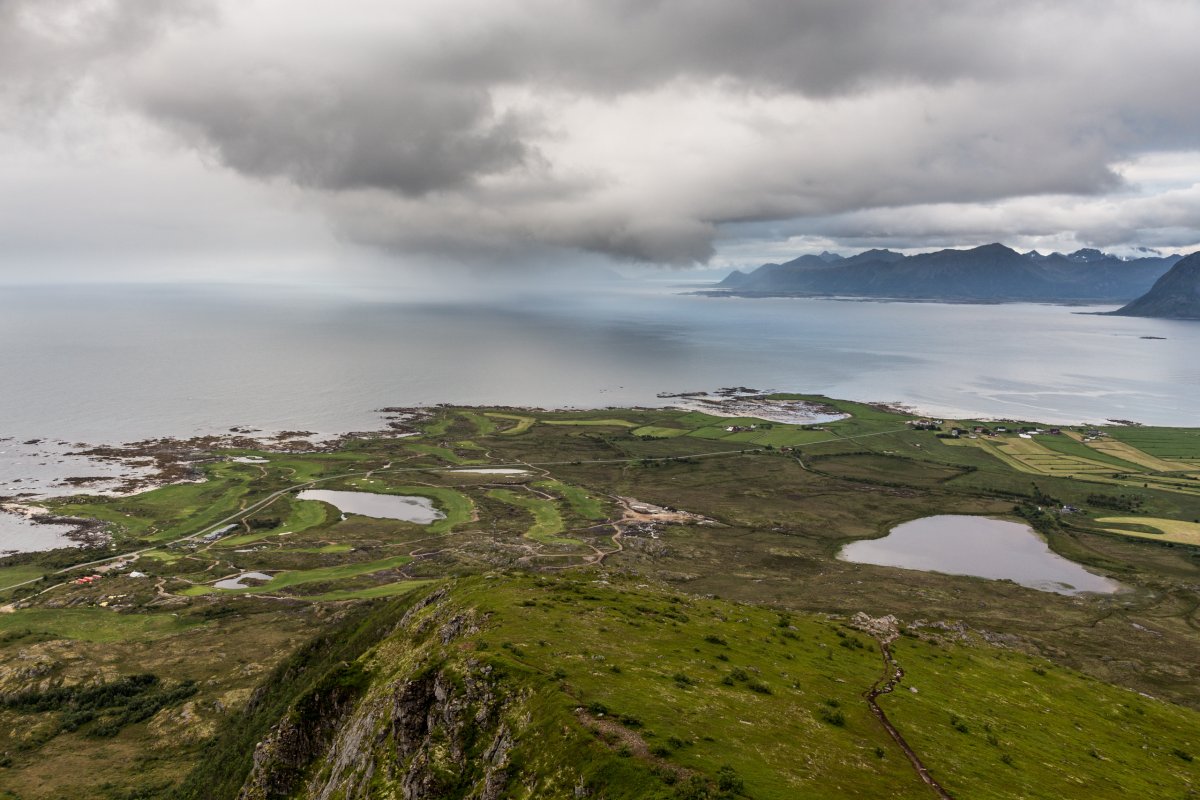Ausblick vom Hoven auf die Insel Gimsøya