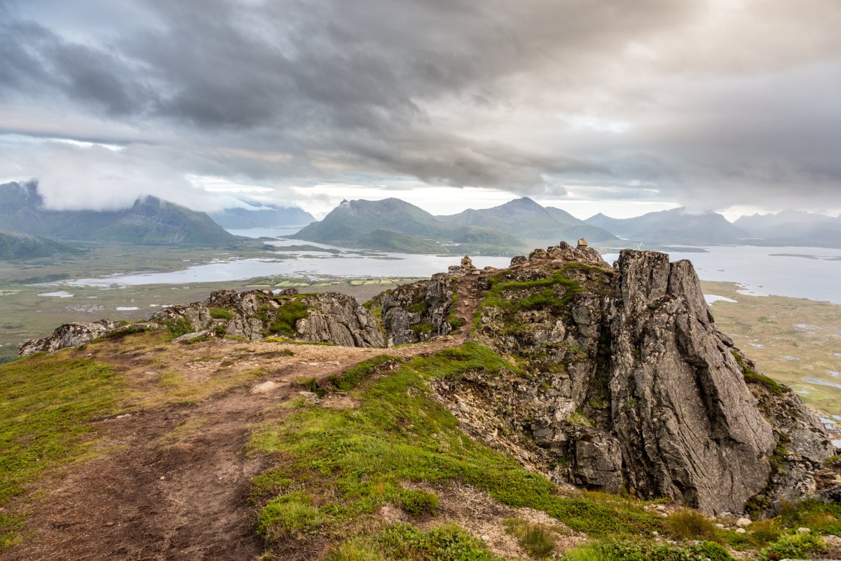 Ausblick vom Hoven auf die Insel Gimsøya