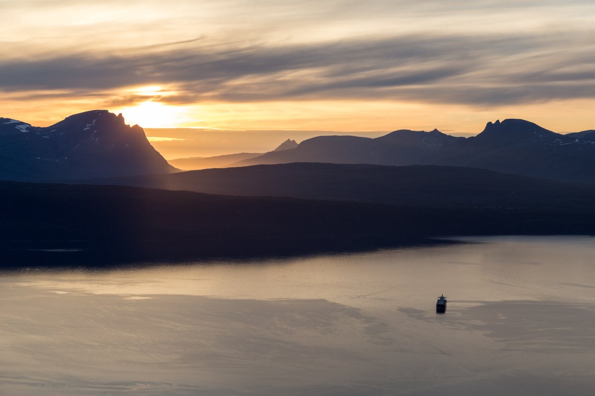 Mitternachtssonne auf dem Narvikfjellet