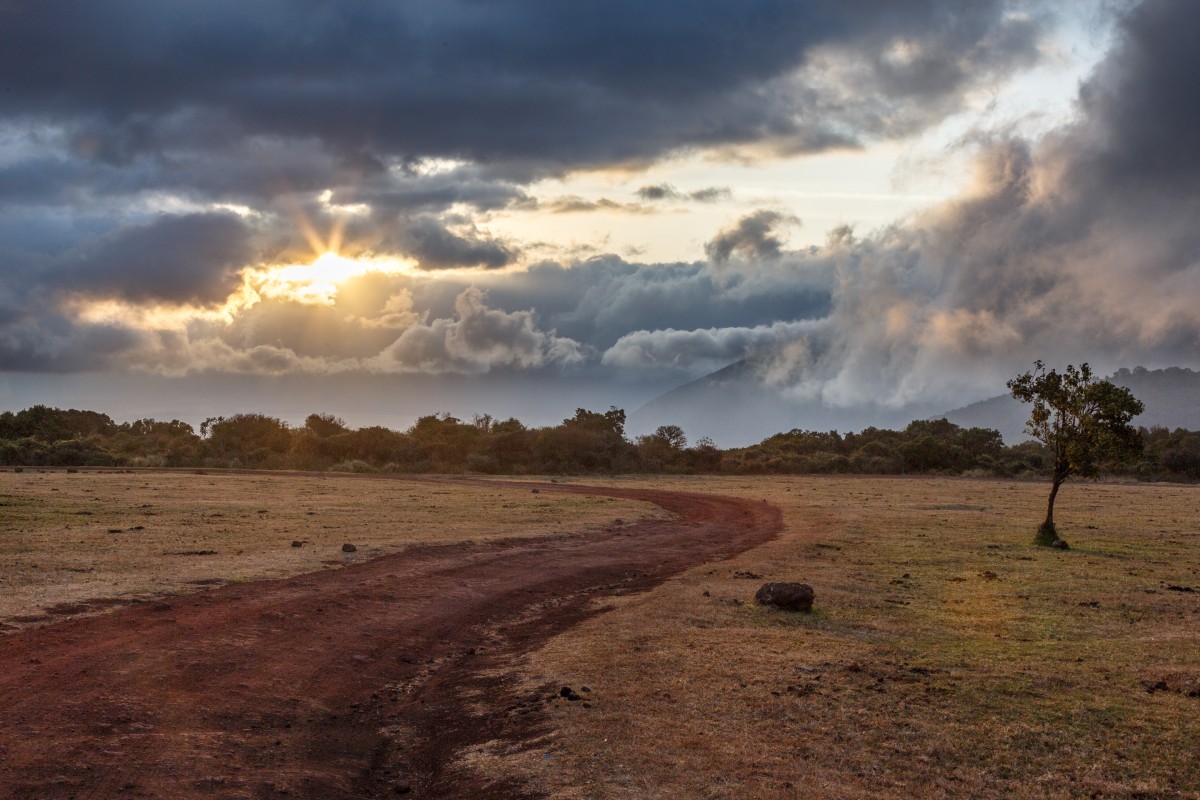 Sonnenaufgang über dem Ngorongoro-Krater