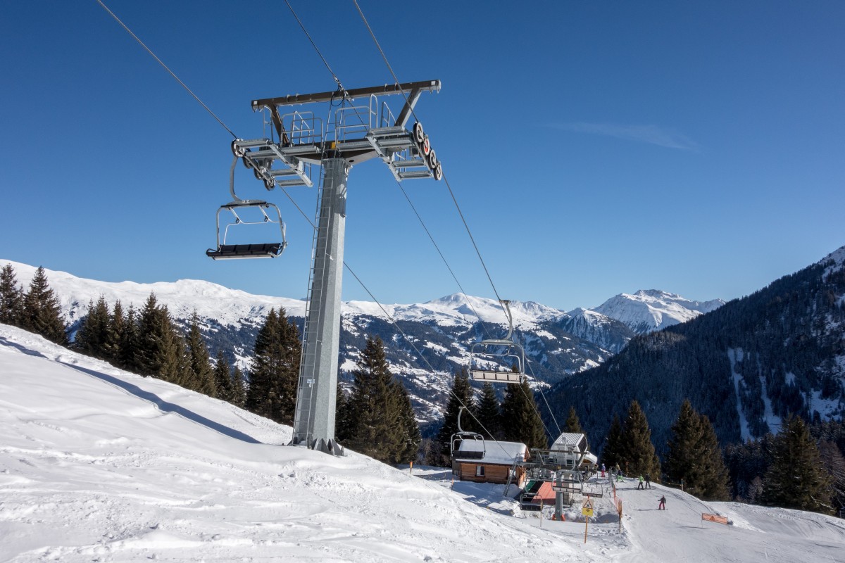 Tschiertschen • Skifahren im Auge des Sturms