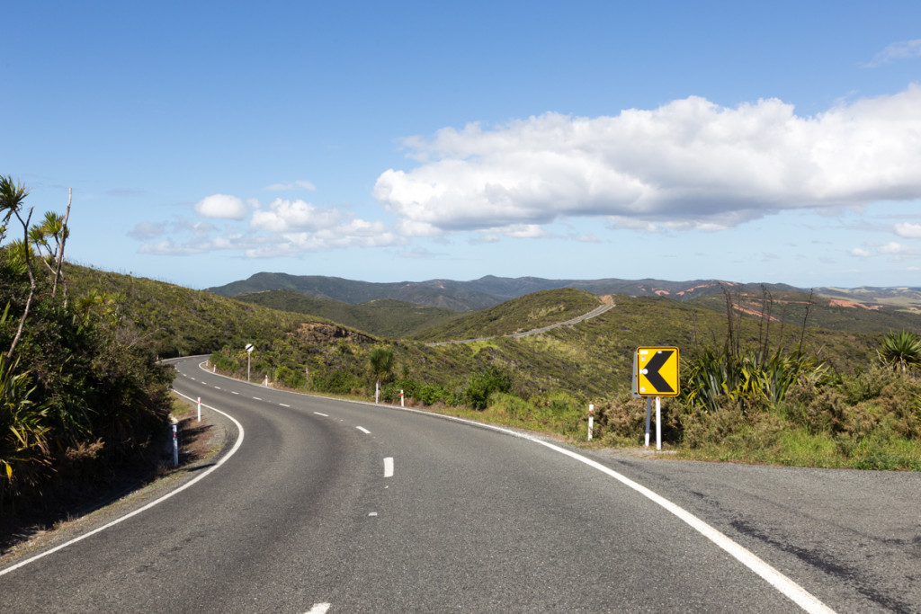 Kurvenreiche Straße zum Cape Reinga