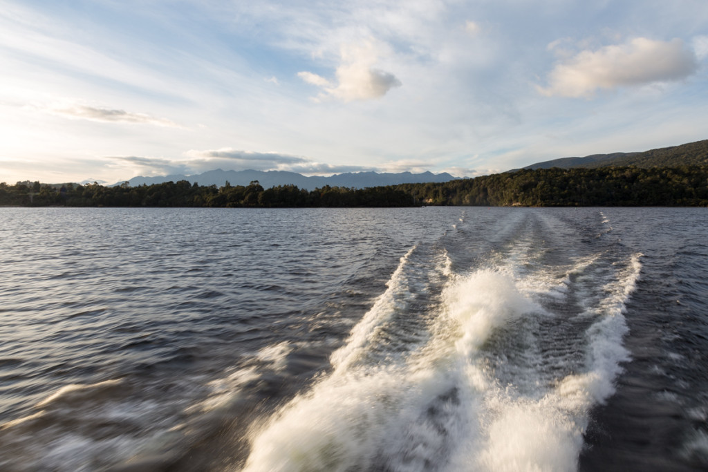 Sonnenaufgang auf dem Lake Manapouri