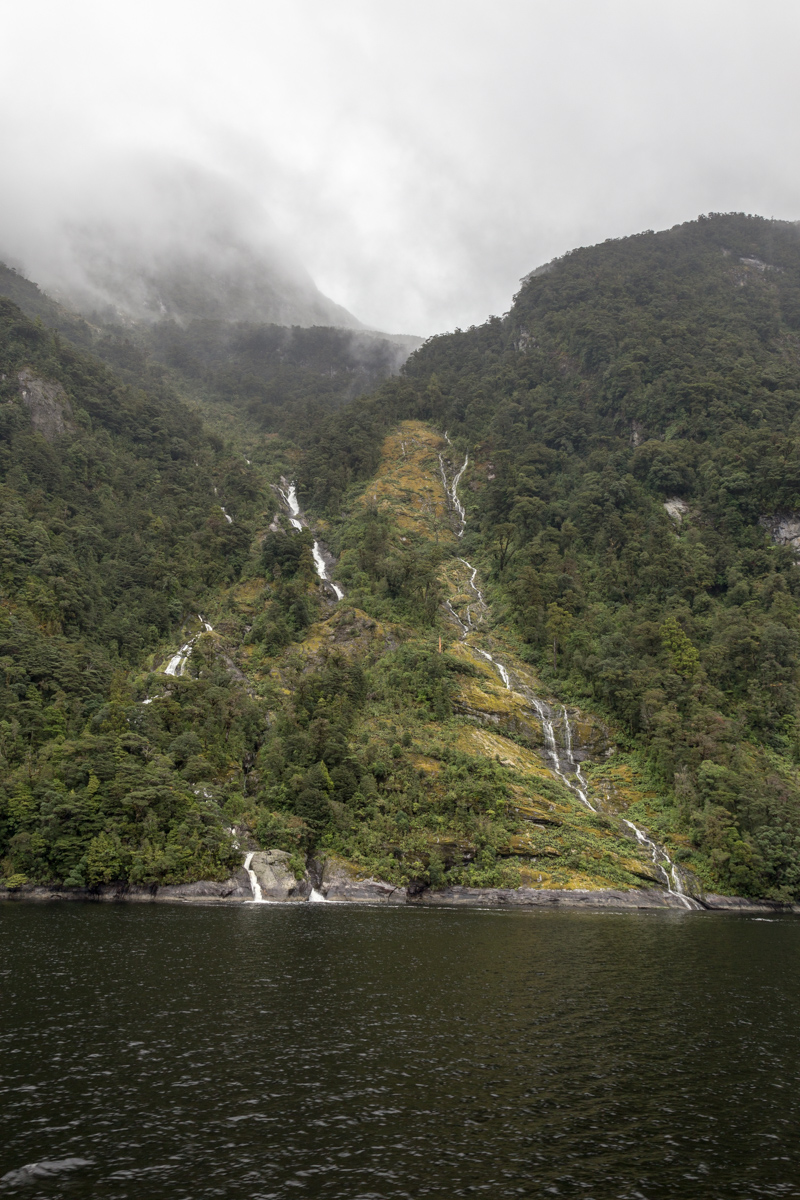 Wasserfälle im Doubtful Sound