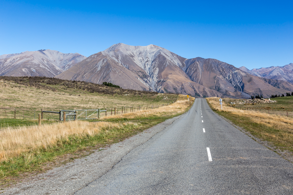 Straße zum Lake Coleridge in Neuseeland