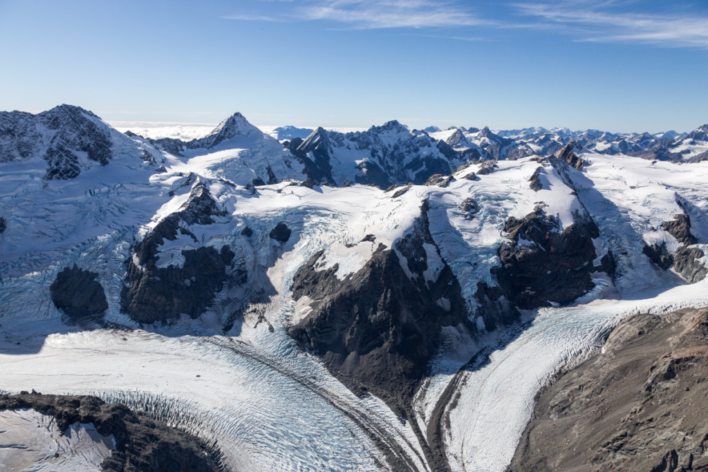 Gletscher der Südalpen aus der Luft