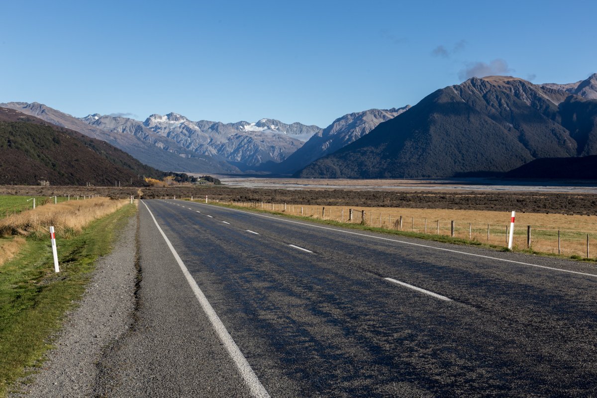Straße im Arthur's Pass National Park in Neuseeland