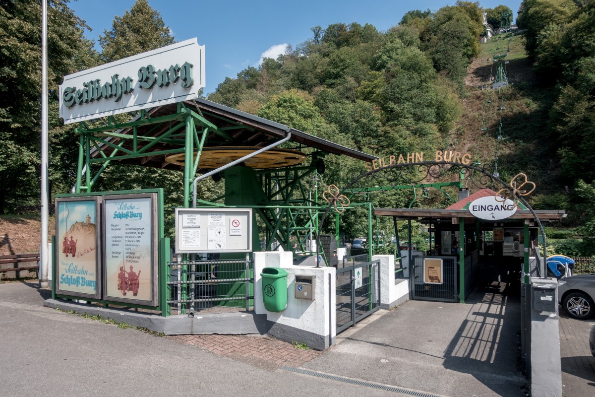 Seilbahn Burg - Europas älteste Doppelsesselbahn