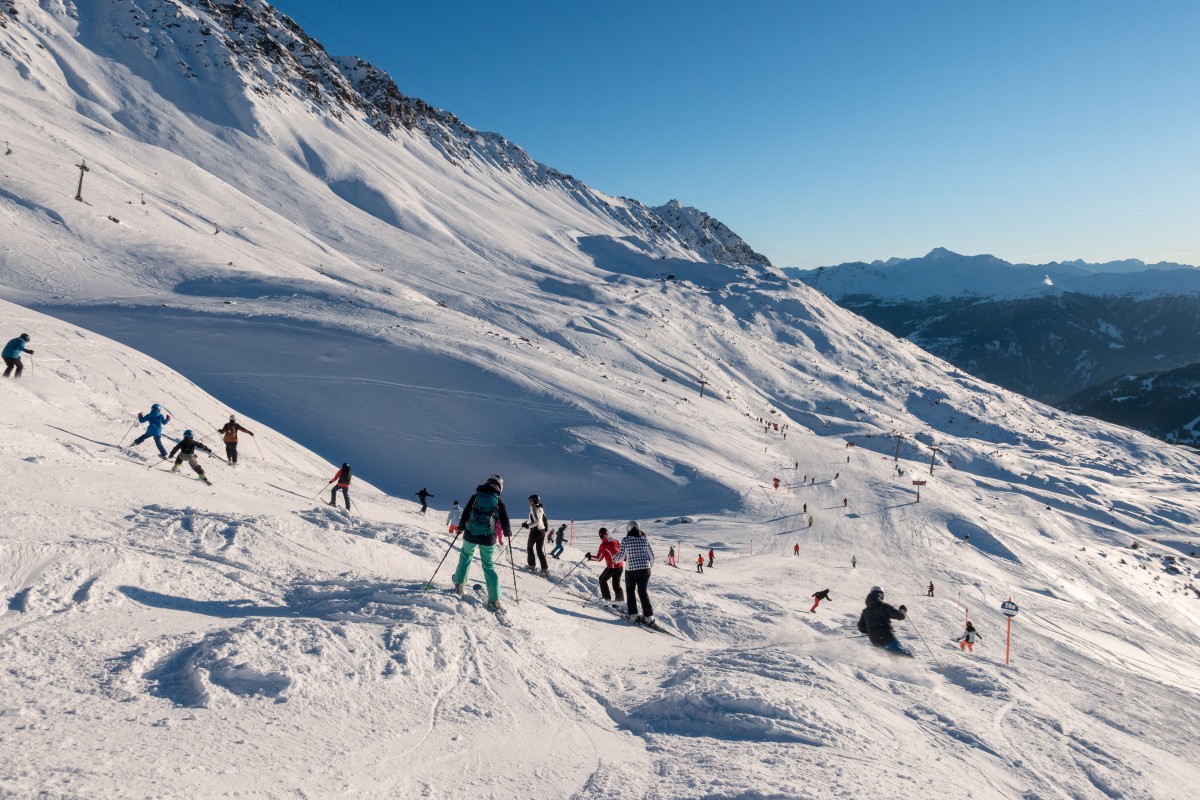 Volle Skipiste auf der Lenzerheide